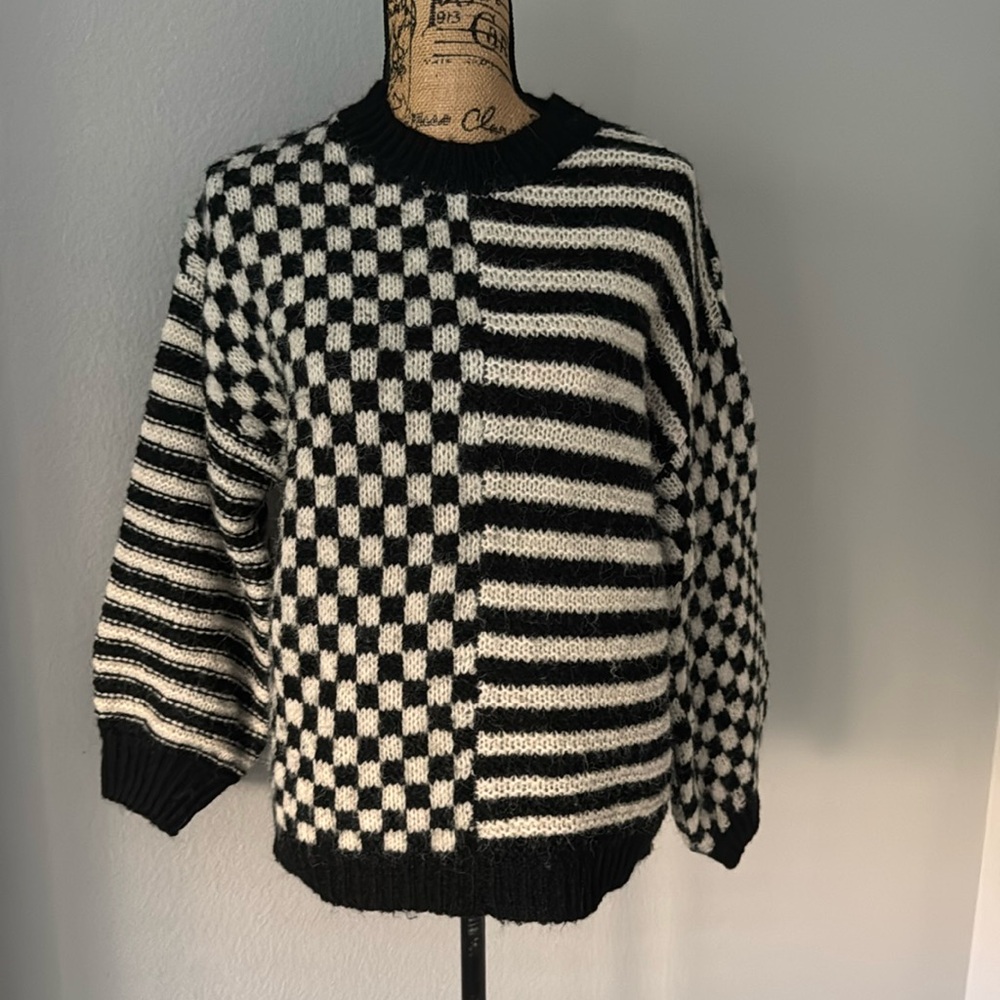 Black & White checkered & stripes sweater.  Size small.  NWOT.